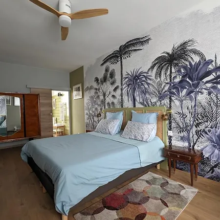 Rougetomette Bed & Breakfast Nîmes