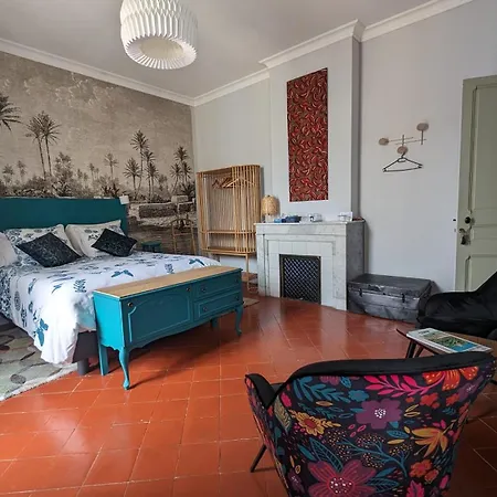 Rougetomette Bed & Breakfast