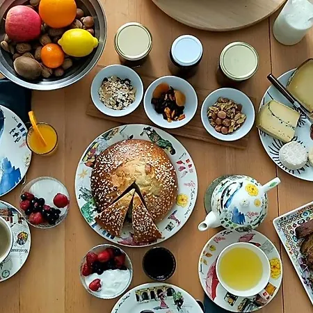 Rougetomette Bed & Breakfast