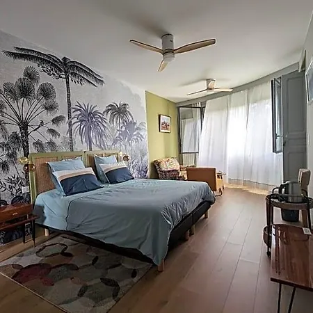 Rougetomette Bed & Breakfast